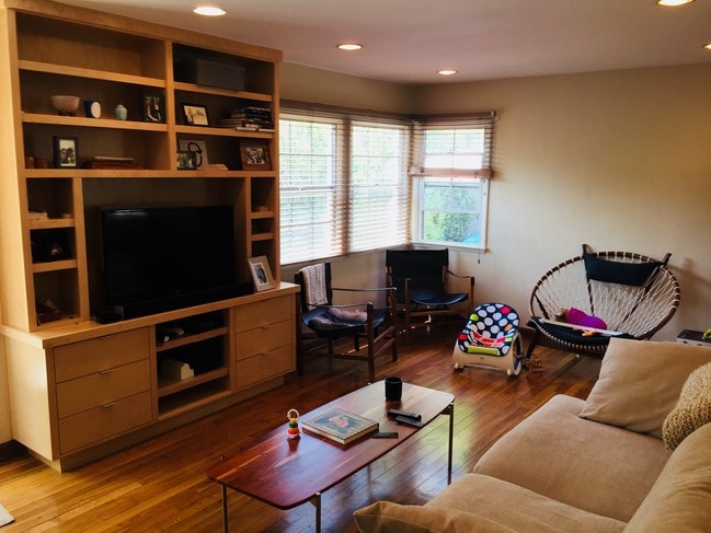 Photo - 2329 Clark Ave