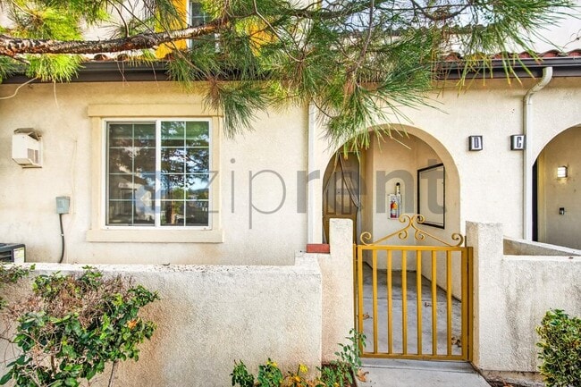 Photo - 15916 Lasselle St