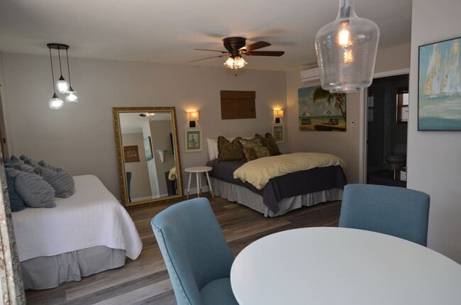 Photo - Charming Studio Guest house: Furnished Vac...