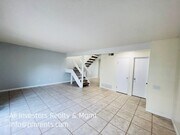 Photo - 4459 Anne Sladon St