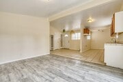 Photo - 2047 W Lingard St House