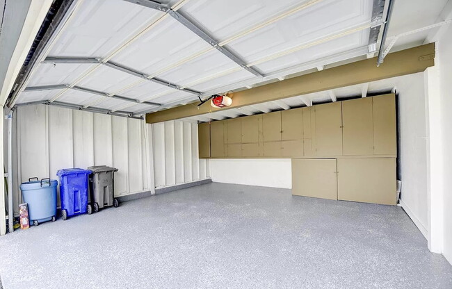 "Charming 1-Bed Retreat with Hardwood Floo... - "Charming 1-Bed Retreat with Hardwood Floo... Apartment