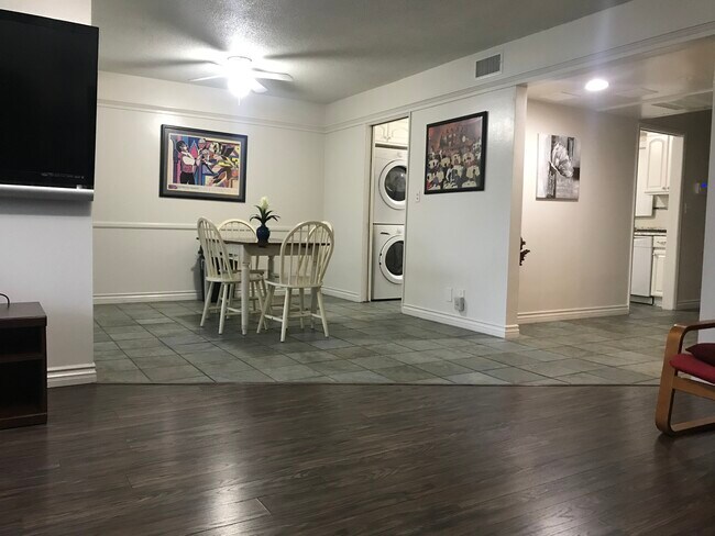 Photo - 324 E Spruce Ave Unit Condo