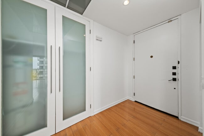 Photo - 10751 Wilshire Blvd Unit 1002