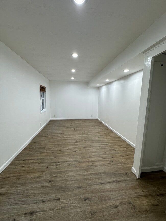 Photo - 925 Indiana Ave Unit 925 .5