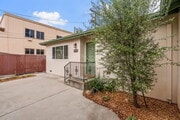 Photo - 4745 Marlborough Dr
