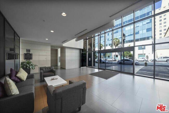 Photo - 1234 Wilshire Blvd Unit 419