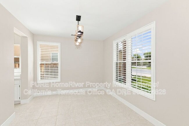 Photo - 33626 Marigold Ln