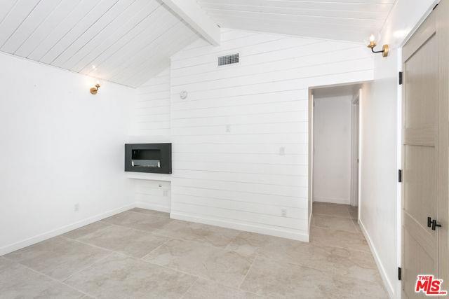 Photo - 16733 Oak View Dr
