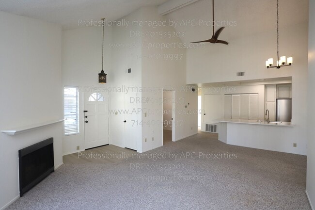 Photo - 10401 Garden Grove Blvd