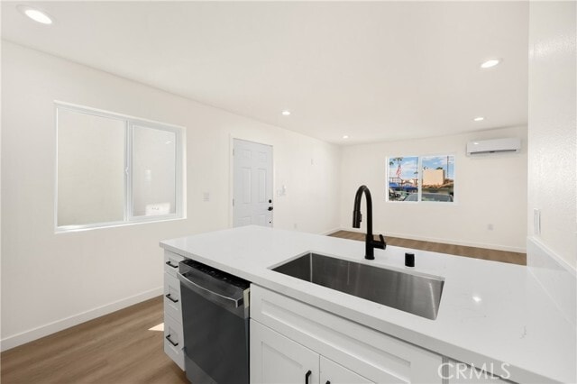 Photo - 102 E Avenida San Gabriel