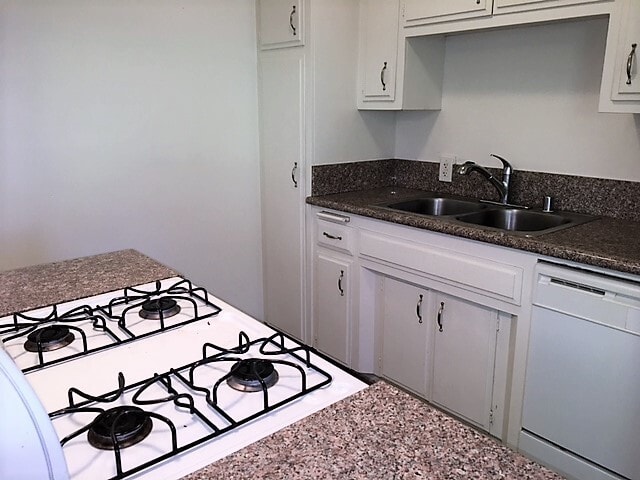 Photo - 10745 Hortense St Unit 11