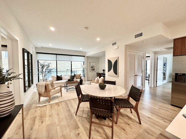 Photo - 4264 S. Centinela Ave