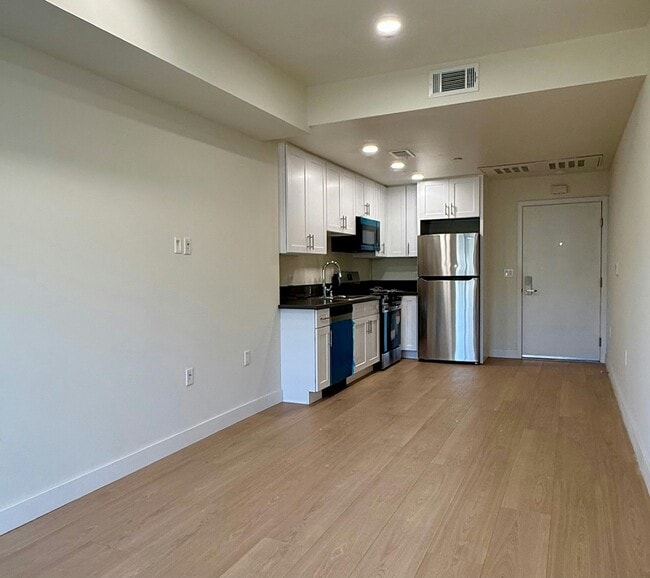 Photo - 14535 Weddington St Unit 1BD D-Model