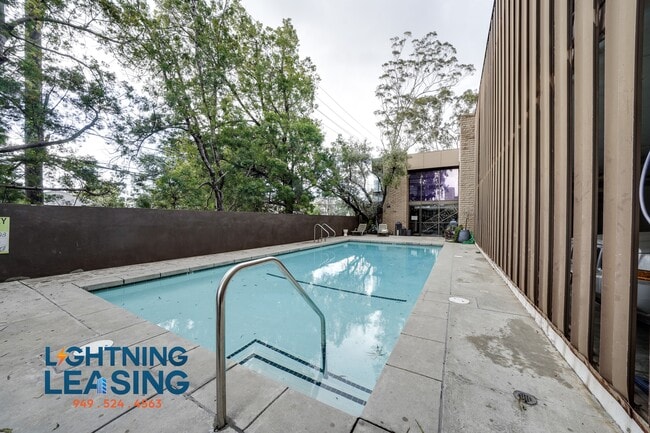 Photo - 3947 Los Feliz Blvd Condo Unit 105C