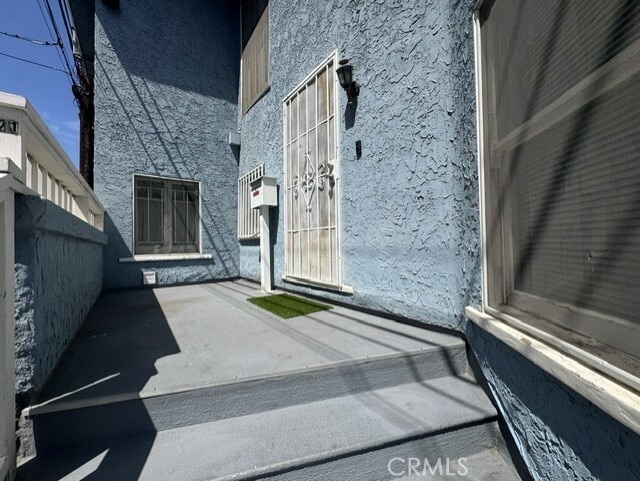 Photo - 321 W 6th St