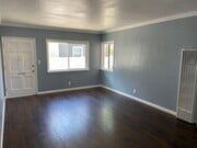 Photo - Remodeled 2 Bedroom in Kensington! Washer/... Apartment Unit 4469
