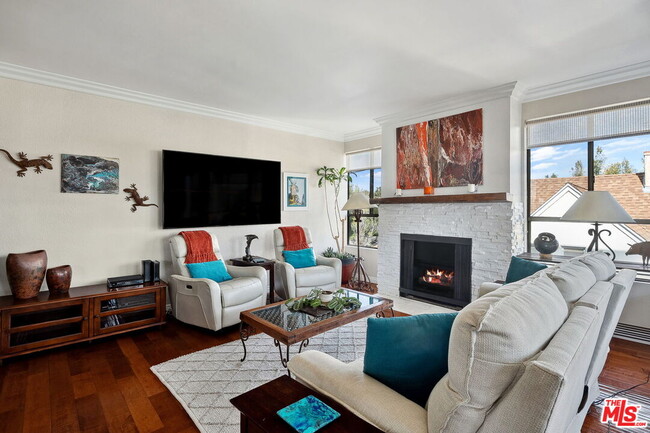 Photo - 12115 San Vicente Blvd Unit 311