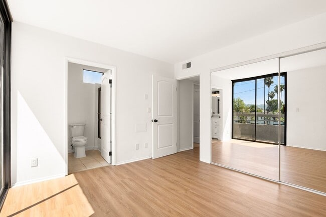 Photo - Newly Remodeled 2 Bed, 2 Bath Apartment in Valley Village! Unit #201