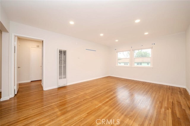 Photo - 5841 Bowcroft St