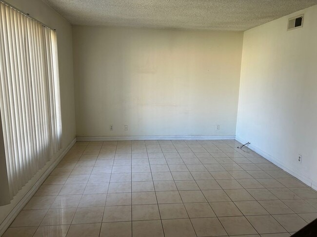 Photo - 773 Windwood Dr