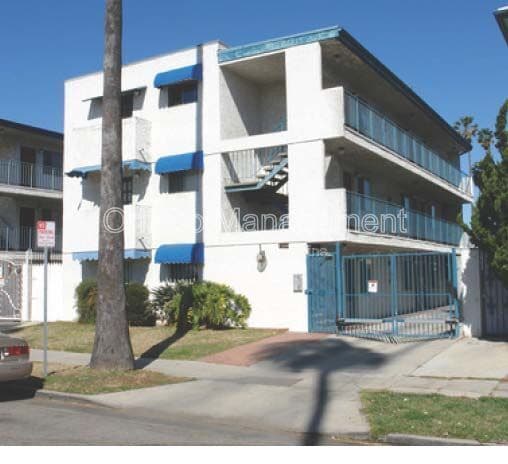 Building Photo - 14329 Haynes St Unit 6