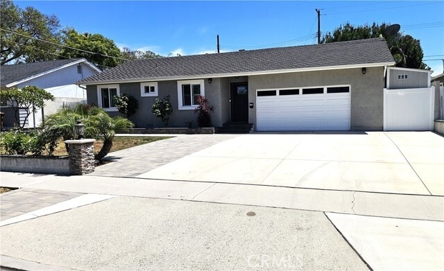 Photo - 1124 W Woodcrest Ave