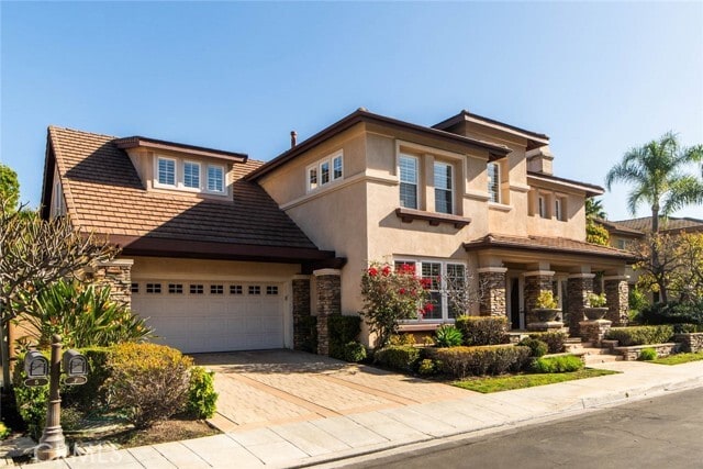 Building Photo - 7 Camellia