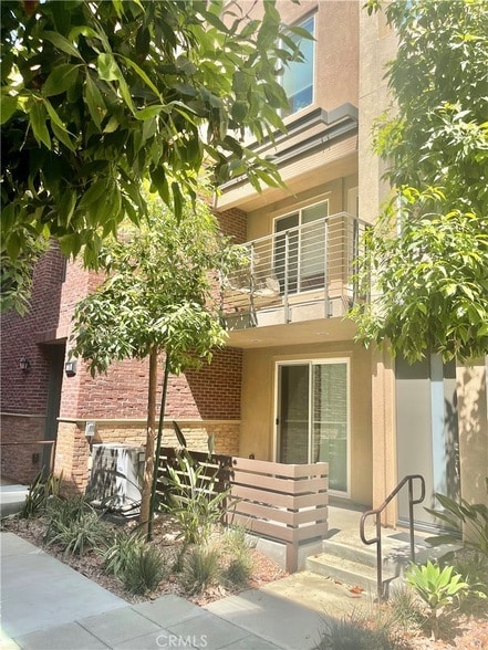 Building Photo - 422 W Rte 66 Unit 70