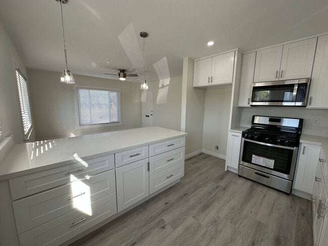 Photo - 240 W Collins Ave Unit A