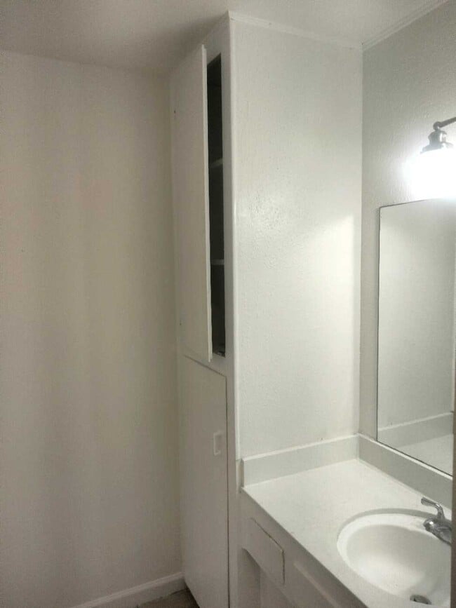 Photo - 279 Moss St Unit 11 Campestre