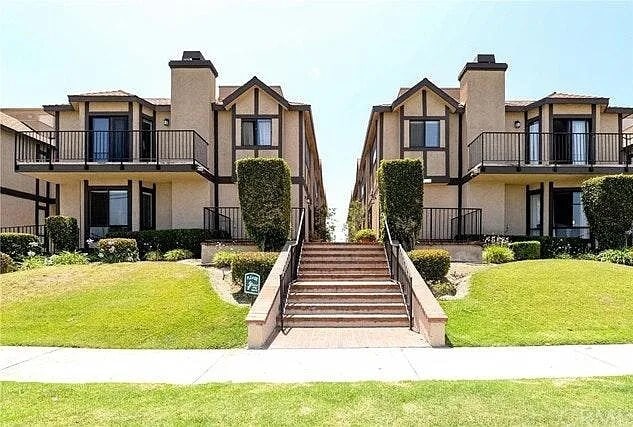 Photo - 4172 W 147th St Townhome