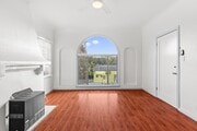 Photo - 1115 E Broadway Unit 05