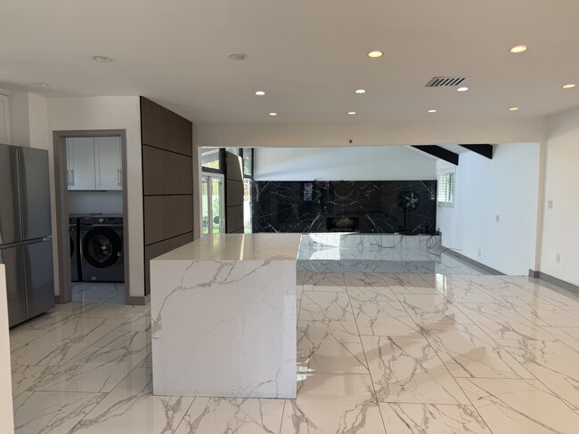 Photo - 6910 Laramie Ave