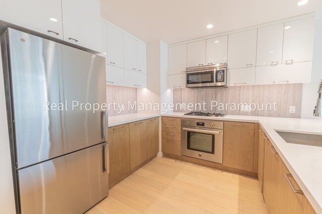 Building Photo - 400 S Broadway Unit 1301