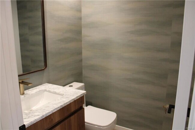 Photo - 5145 Yarmouth Ave