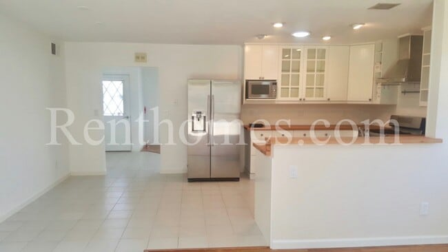 Photo - 10019 Knight Dr