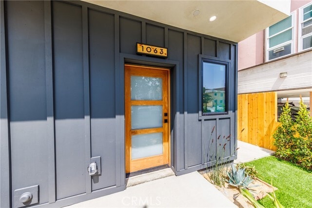 Photo - 1063 S Corning St