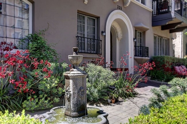 Photo - 335 S Cloverdale Ave