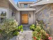Photo - 19234 Mayall St