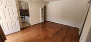 Photo - Islander Apartments