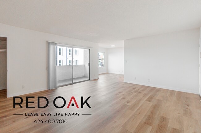 Building Photo - 319 S Clark Dr Unit 306