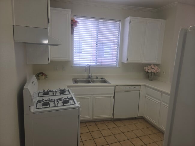 Photo - 13901 Olive View Ln Unit 52