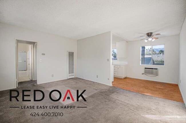 Building Photo - 400 N Mentor Ave Unit 11