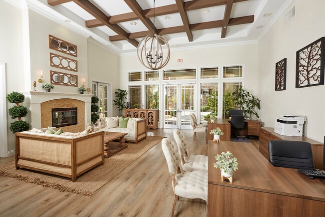 Building Photo - The Enclave