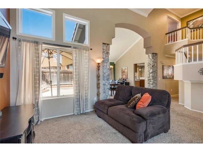 Photo - 2482 Sena St