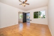 Photo - Charming 1 Bedroom / 1 Bath Apartment in Kensington Neighborhood w/ Garage - VACANT FOR VIEWING! Unit 4209