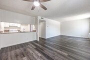 2BR, 2BA - 900SF - Dining Room - Lakewood Gardens Apartments