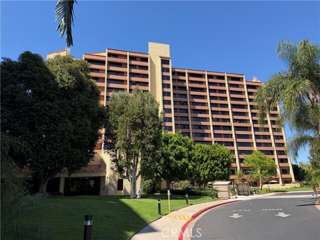 Building Photo - 24055 Paseo Del Lago W Unit 556