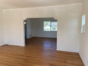 Photo - 800 N Mansfield Ave Townhome